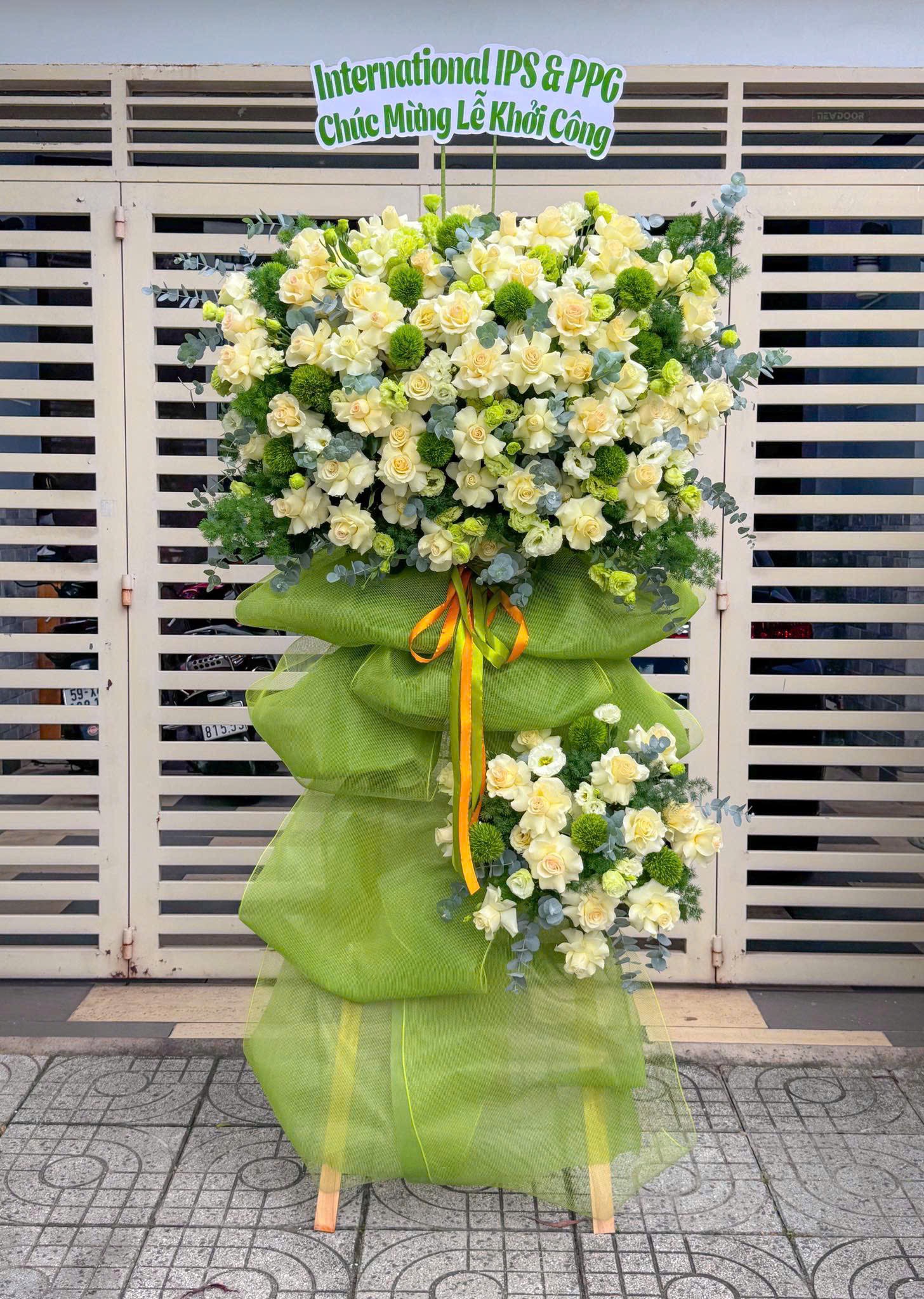 KỆ CHÚC MỪNG - KCM15