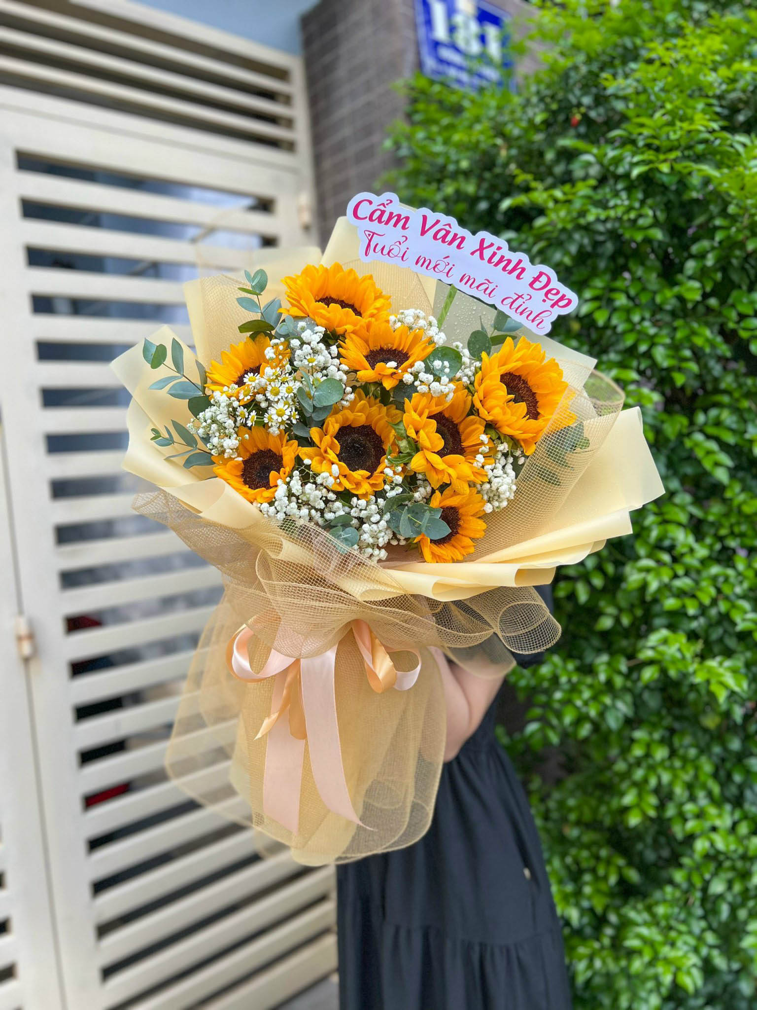 BÓ HOA HƯỚNG DƯƠNG XINH - BH64