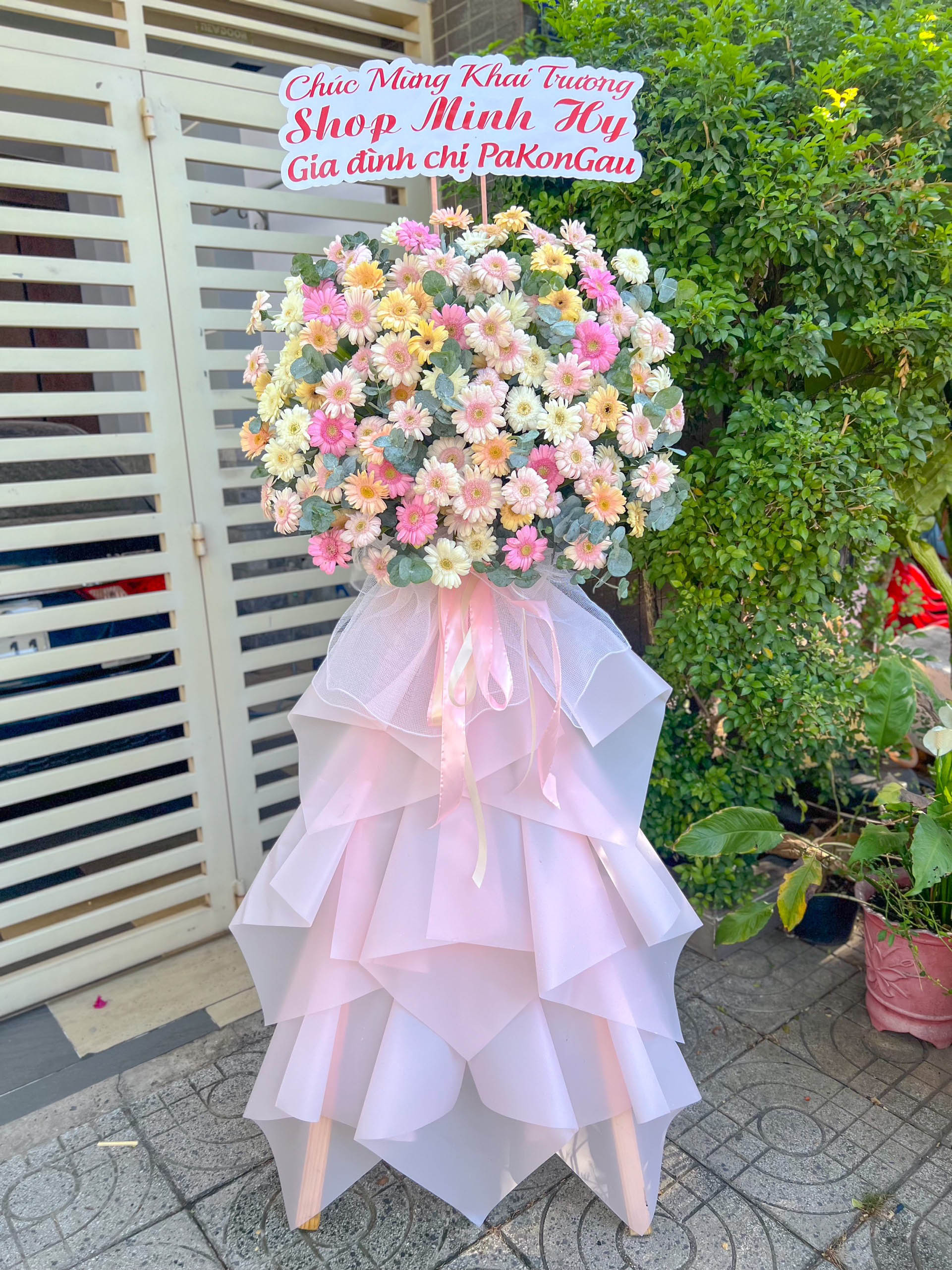 KỆ CHÚC MỪNG - KCM49