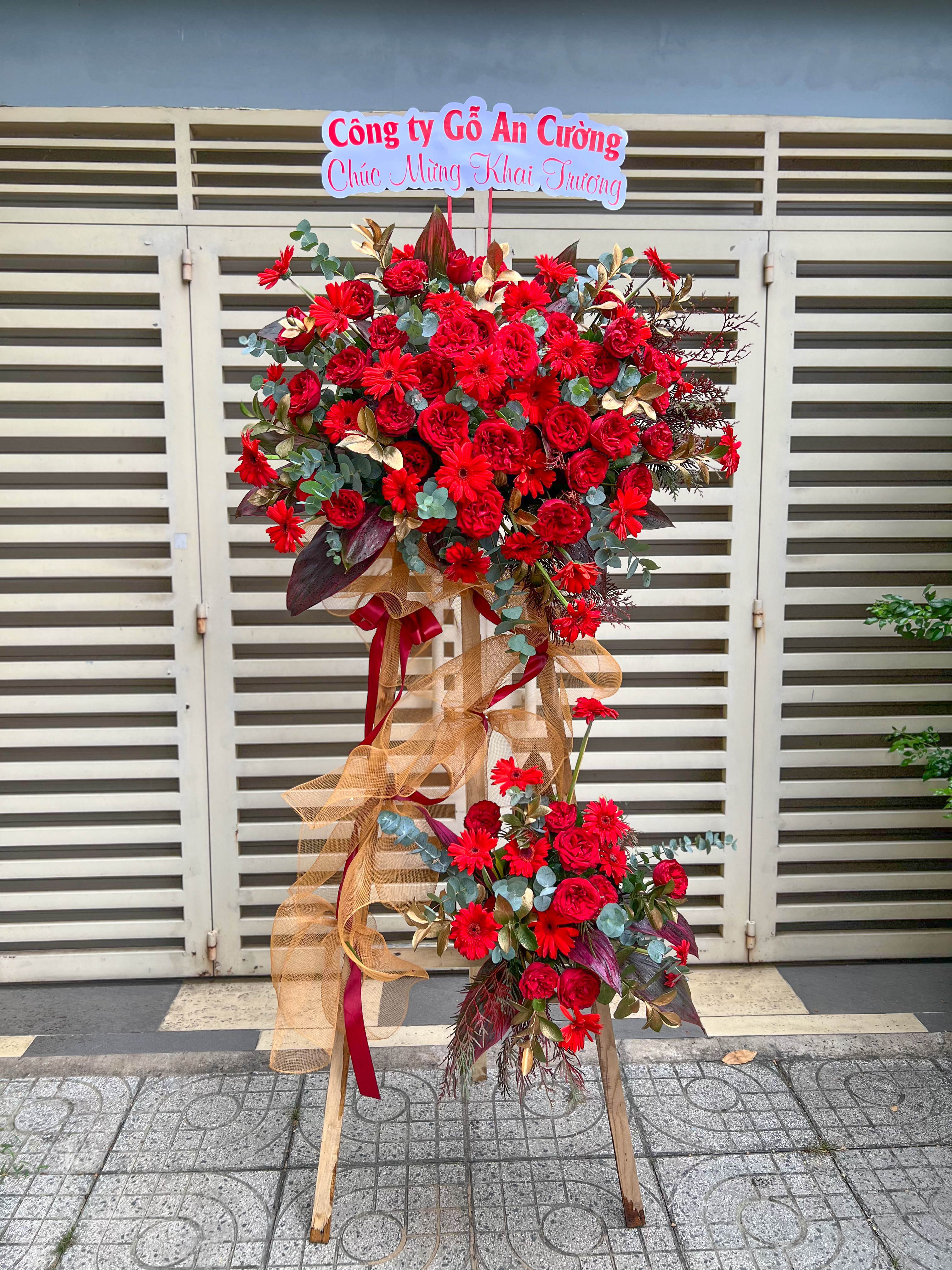 KỆ CHÚC MỪNG - KCM71