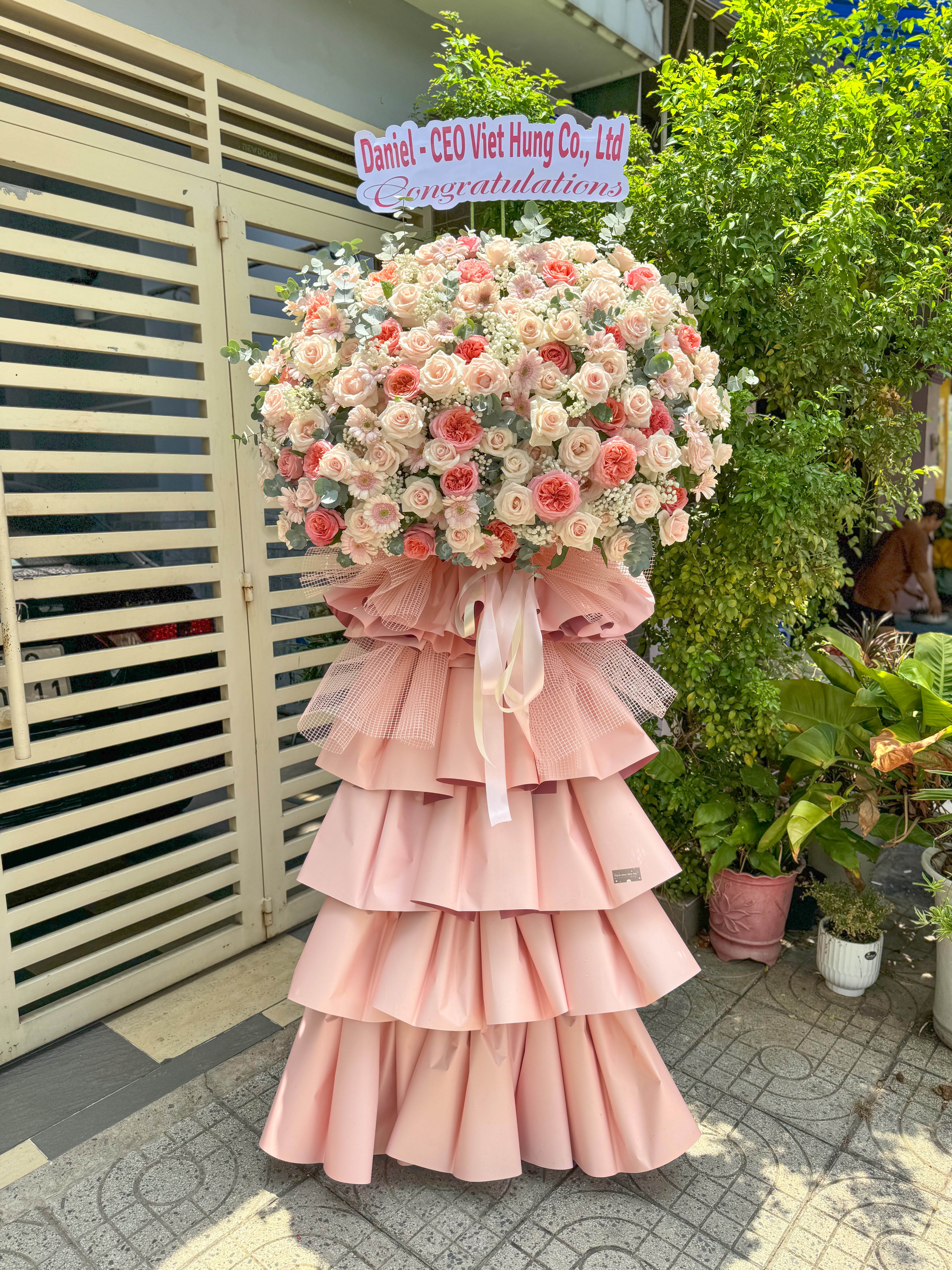 KỆ CHÚC MỪNG - KCM80