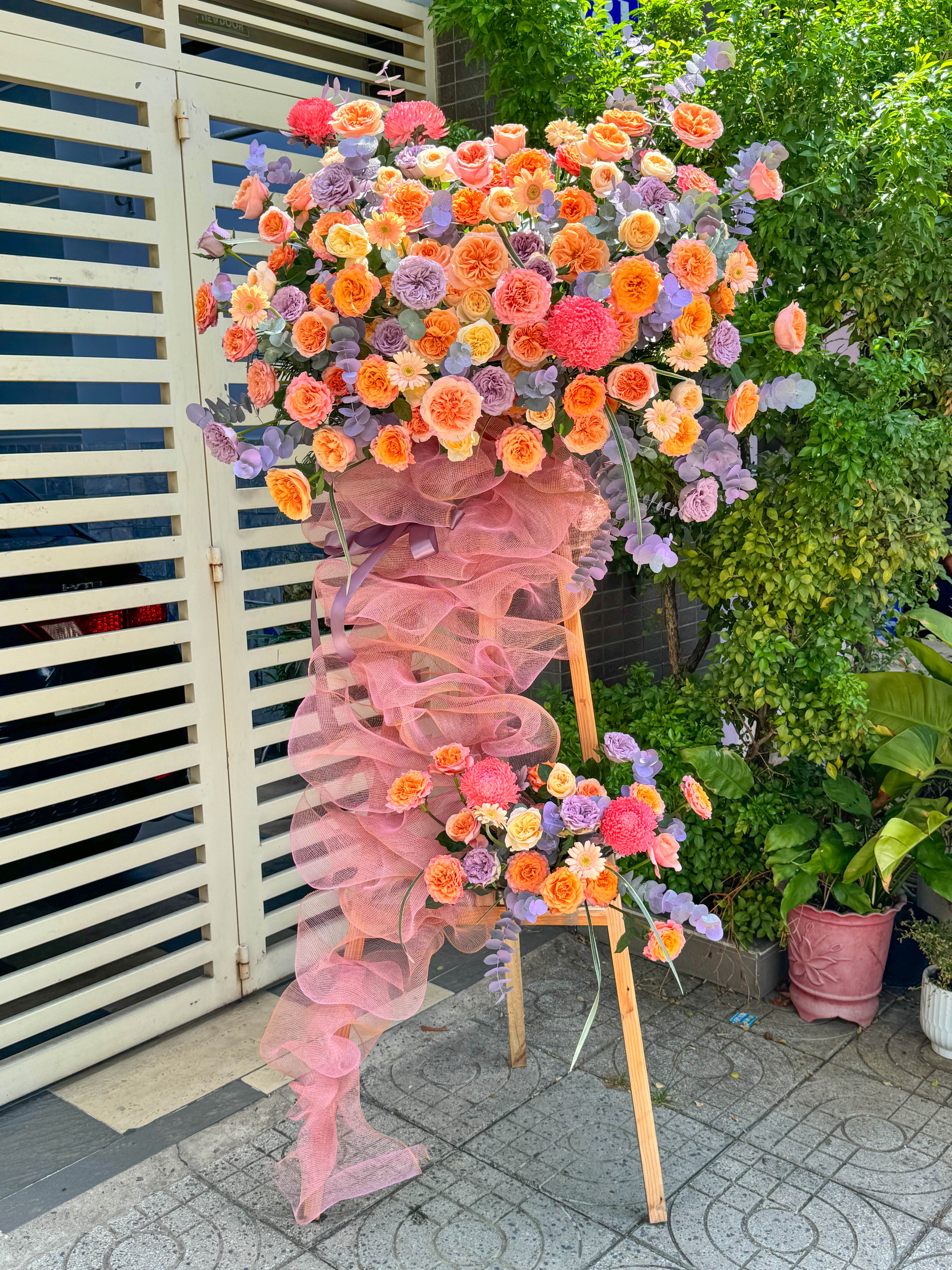 KỆ CHÚC MỪNG - KCM81