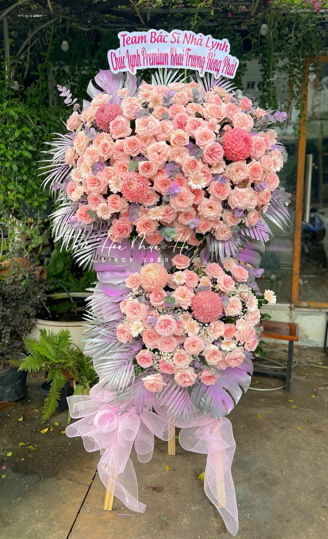KỆ CHÚC MỪNG- KCM92