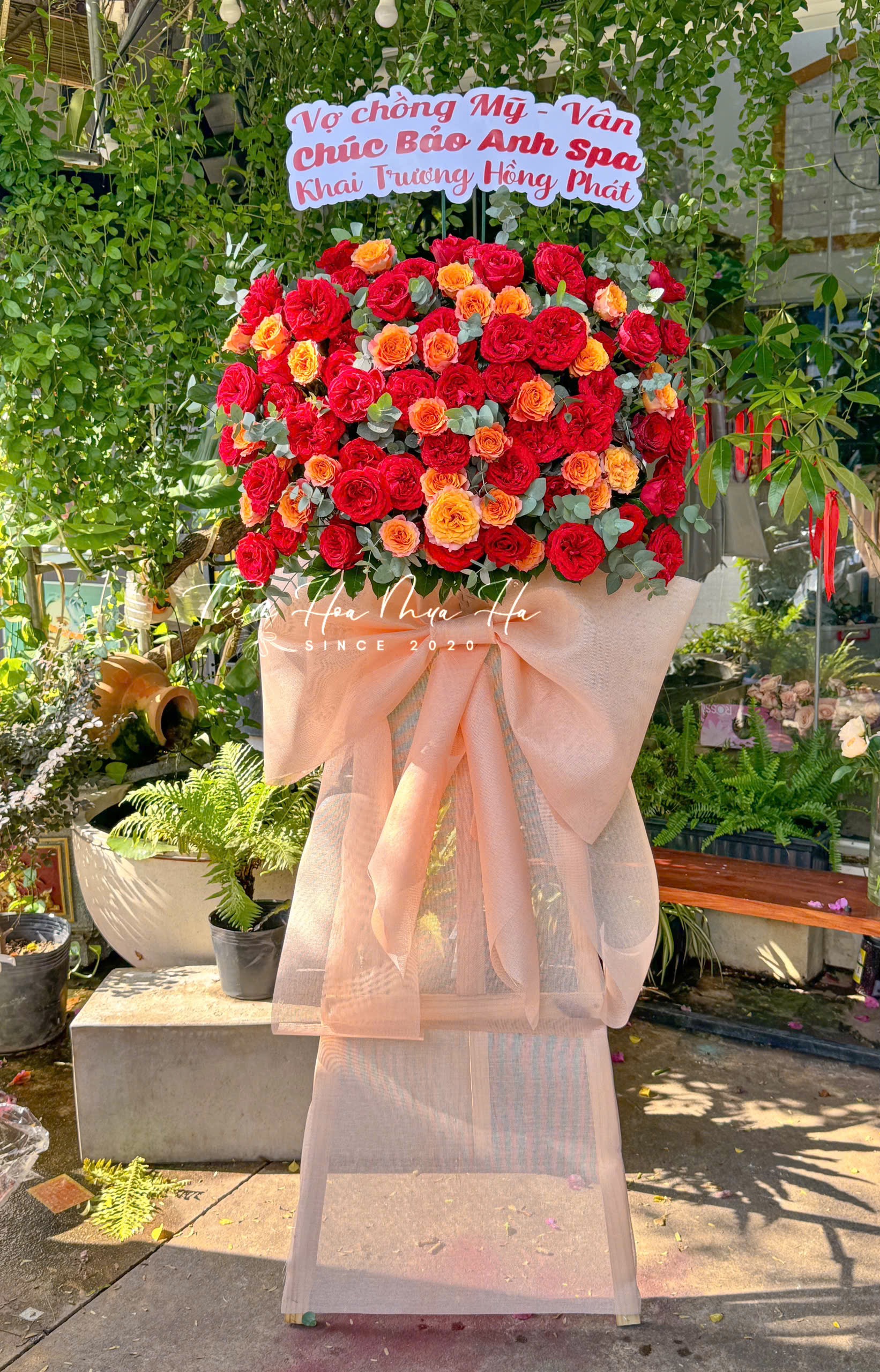 KỆ CHÚC MỪNG - KCM108