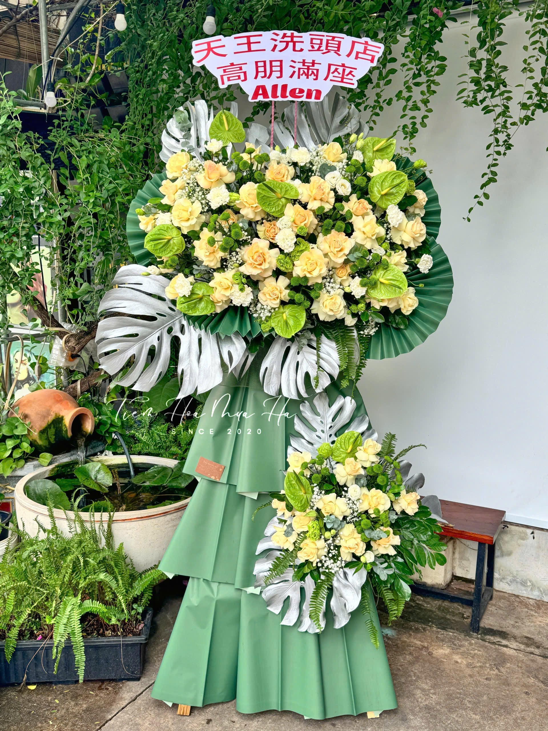 KỆ CHÚC MỪNG - KCM111