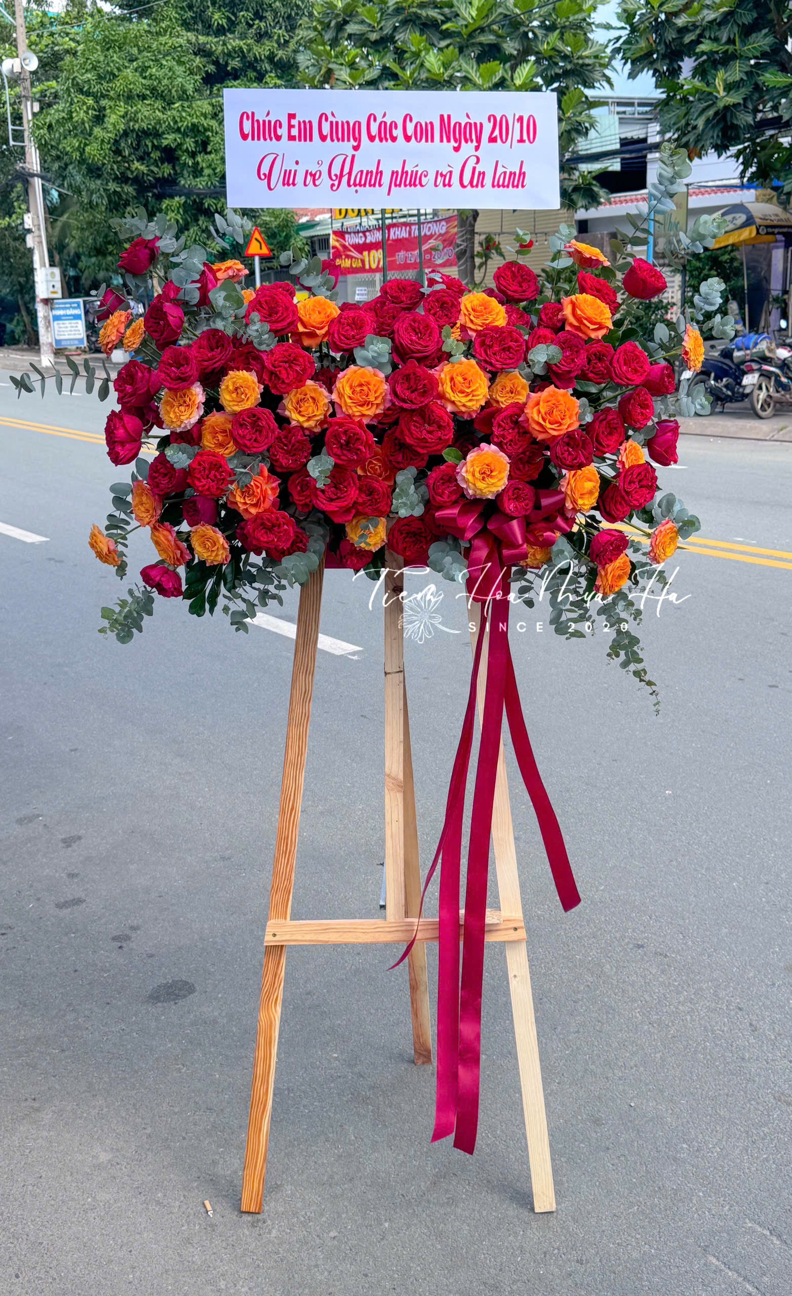 KỆ CHÚC MỪNG - KCM113