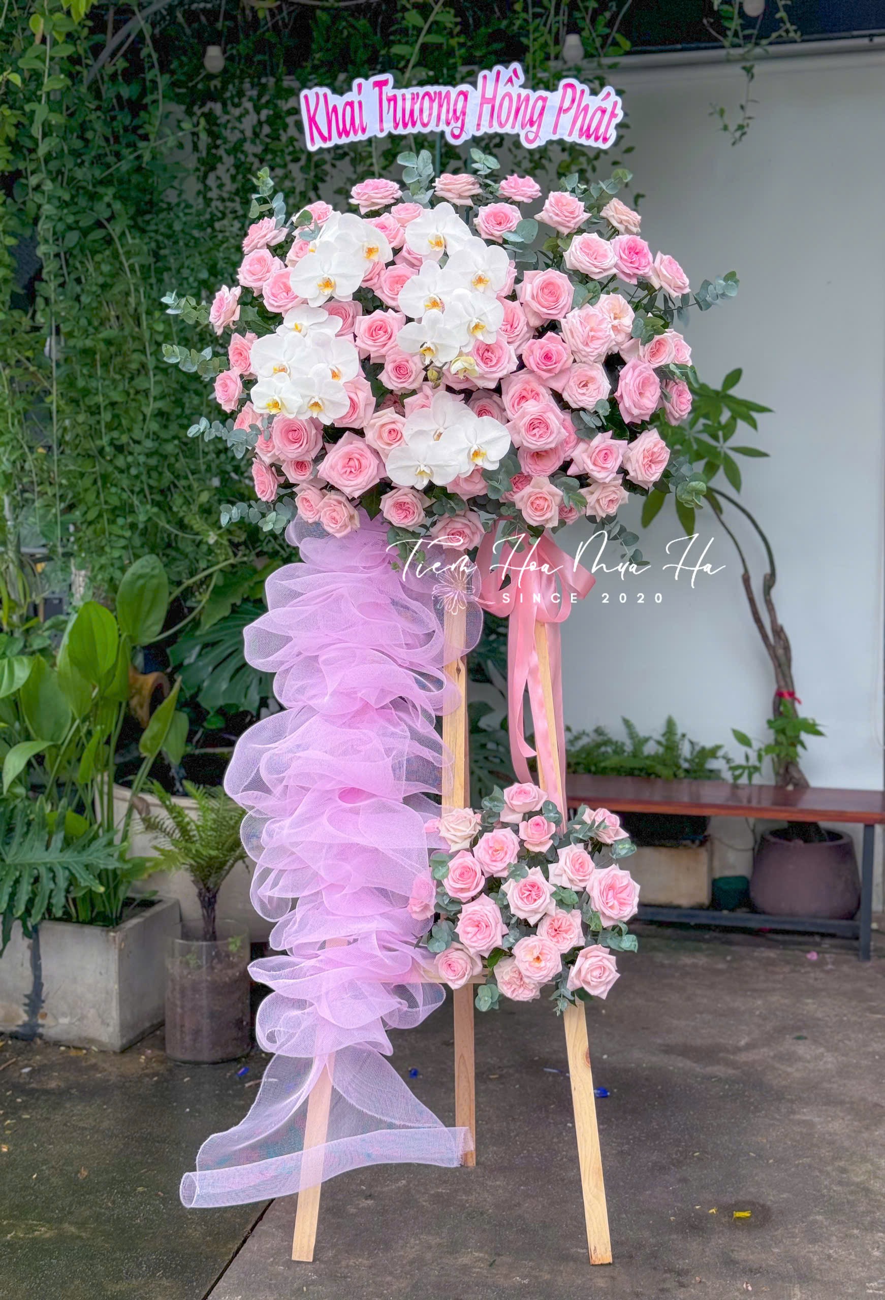 KỆ CHÚC MỪNG - KCM115
