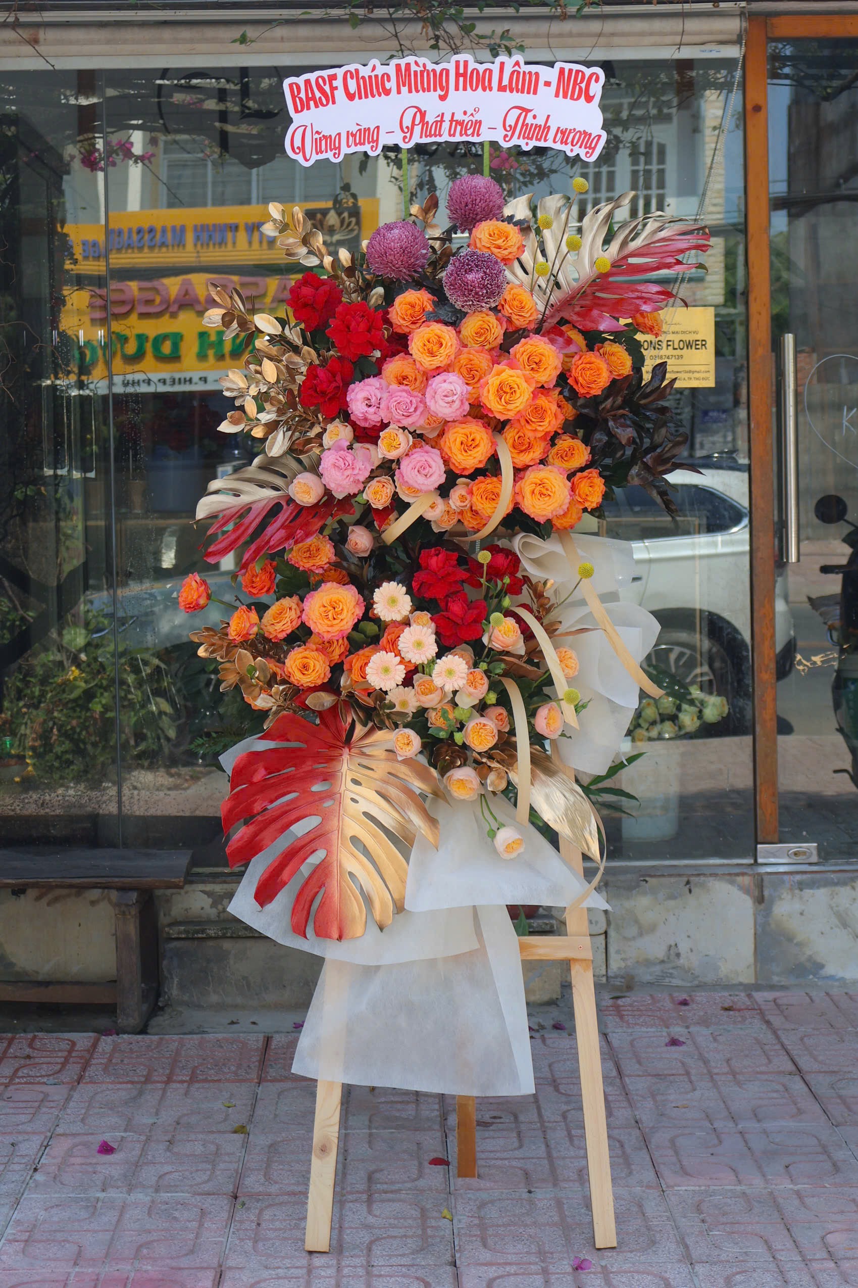 KỆ HOA CHÚC MỪNG - KCM183