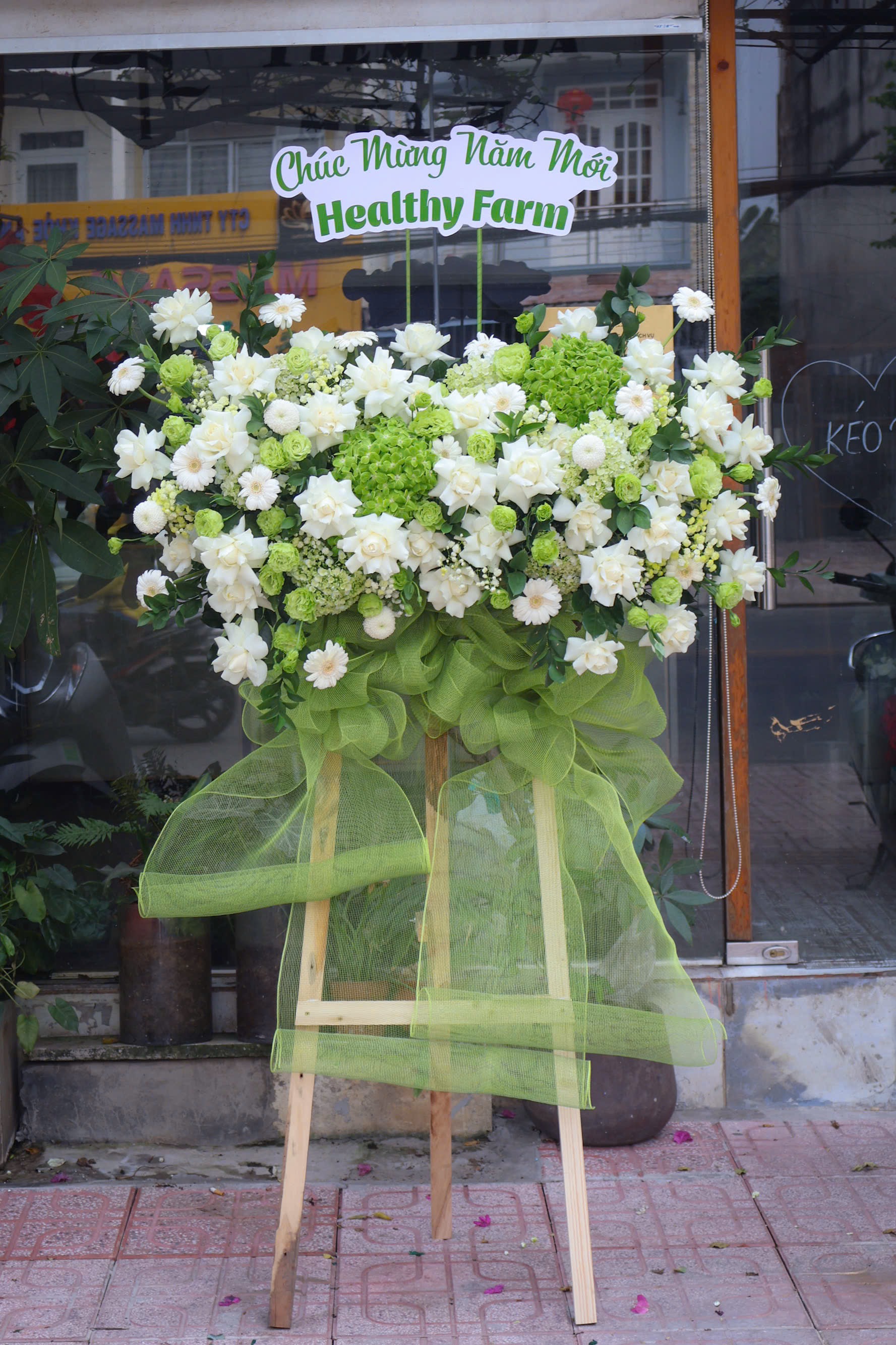 KỆ HOA CHÚC MỪNG - KCM196